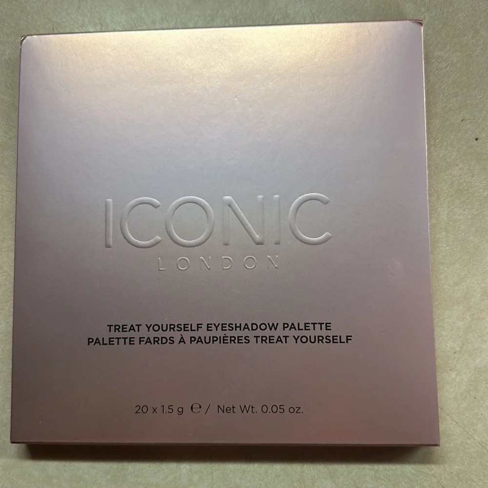 Iconic London Treat Yourself Eyeshadow Palette New In Box